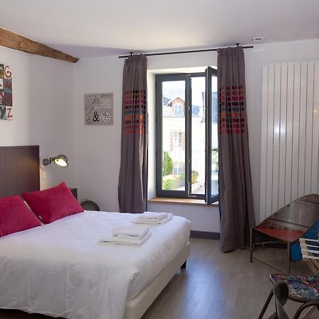 Les Tournelles - Chambres d'hôtes Saint-Mesmes Extérieur photo